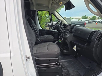 2025 Ram ProMaster 2500 Cargo Van Tradesman w/Passenger Seat Low Roof 136.0" WB - miniatura 8