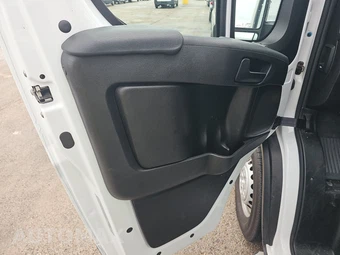 2025 Ram ProMaster 2500 Cargo Van Tradesman w/Passenger Seat Low Roof 136.0" WB - miniatura 9