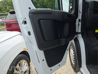 2025 Ram ProMaster 2500 Cargo Van Tradesman w/Passenger Seat Low Roof 136.0" WB - miniatura 9
