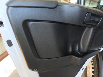 2025 Ram ProMaster 2500 Cargo Van Tradesman w/Passenger Seat Low Roof 136.0" WB - miniatura 9