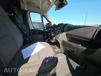 2025 Ram ProMaster 2500 Cargo Van Tradesman w/Passenger Seat Low Roof 136.0" WB - miniatura 8