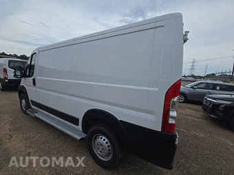 2025 Ram ProMaster 2500 Cargo Van Tradesman w/Passenger Seat Low Roof 136.0" WB - miniatura 6