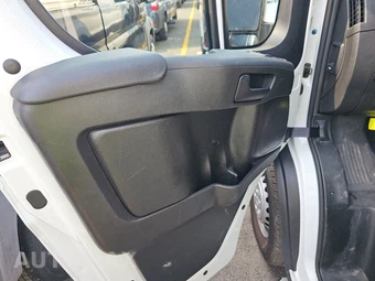 2025 Ram ProMaster 2500 Cargo Van Tradesman w/Passenger Seat Low Roof 136.0" WB - miniatura 9