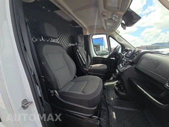 2025 Ram ProMaster 2500 Cargo Van Tradesman w/Passenger Seat Low Roof 136.0" WB - miniatura 8