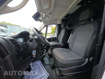 2025 Ram ProMaster 2500 Cargo Van Tradesman w/Passenger Seat Low Roof 136.0" WB - miniatura 6