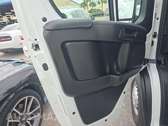 2025 Ram ProMaster 2500 Cargo Van Tradesman w/Passenger Seat Low Roof 136.0" WB - miniatura 9