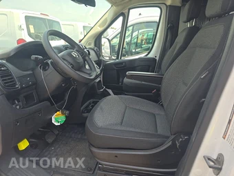 2025 Ram ProMaster 2500 Cargo Van Tradesman w/Passenger Seat Low Roof 136.0" WB - miniatura 7