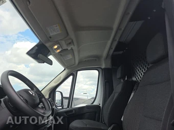 2025 Ram ProMaster 2500 Cargo Van Tradesman w/Passenger Seat Low Roof 136.0" WB - miniatura 16