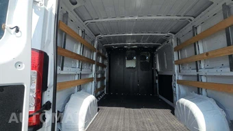 2025 Ram ProMaster 2500 Cargo Van Tradesman w/Passenger Seat Low Roof 136.0" WB - miniatura 25
