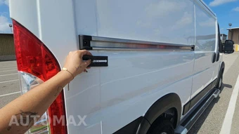 2025 Ram ProMaster 2500 Cargo Van Tradesman w/Passenger Seat Low Roof 136.0" WB - miniatura 26