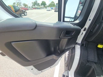 2025 Ram ProMaster 2500 Cargo Van Tradesman w/Passenger Seat Low Roof 136.0" WB - miniatura 9