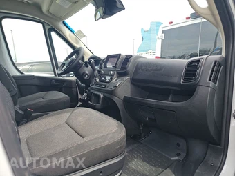 2025 Ram ProMaster 2500 Cargo Van Tradesman w/Passenger Seat Low Roof 136.0" WB - miniatura 8