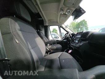 2025 Ram ProMaster 2500 Cargo Van Tradesman w/Passenger Seat Low Roof 136.0" WB - miniatura 8