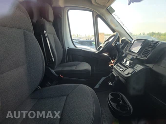2025 Ram ProMaster 2500 Cargo Van Tradesman w/Passenger Seat Low Roof 136.0" WB - miniatura 8
