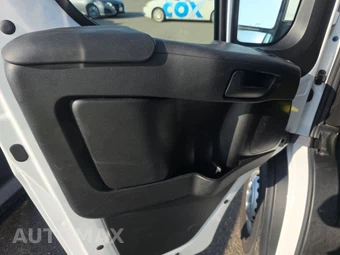2025 Ram ProMaster 2500 Cargo Van Tradesman w/Passenger Seat Low Roof 136.0" WB - miniatura 9