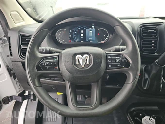 2025 Ram ProMaster 2500 Cargo Van Tradesman w/Passenger Seat Low Roof 136.0" WB - miniatura 10