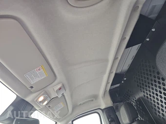2025 Ram ProMaster 2500 Cargo Van Tradesman w/Passenger Seat Low Roof 136.0" WB - miniatura 18