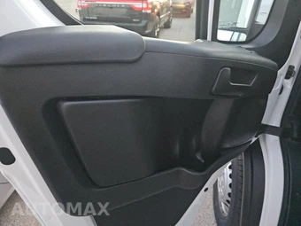 2025 Ram ProMaster 2500 Cargo Van Tradesman w/Passenger Seat Low Roof 136.0" WB - miniatura 9