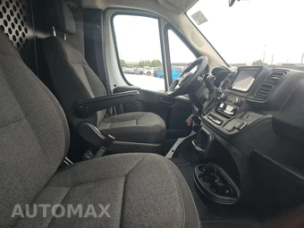 2025 Ram ProMaster 2500 Cargo Van Tradesman w/Passenger Seat Low Roof 136.0" WB - miniatura 8
