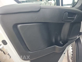 2025 Ram ProMaster 2500 Cargo Van Tradesman w/Passenger Seat Low Roof 136.0" WB - miniatura 9