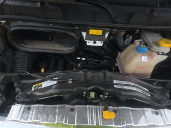 2025 Ram ProMaster 2500 Cargo Van Tradesman w/Passenger Seat Low Roof 136.0" WB - miniatura 14