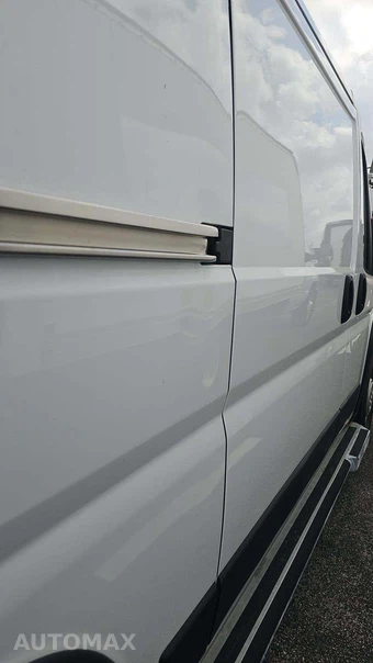 2025 Ram ProMaster 2500 Cargo Van Tradesman w/Passenger Seat Low Roof 136.0" WB - miniatura 20