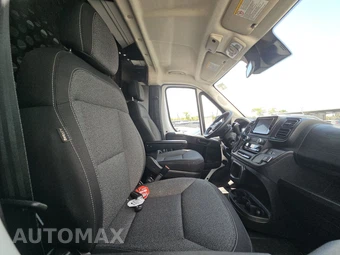 2025 Ram ProMaster 2500 Cargo Van Tradesman w/Passenger Seat Low Roof 136.0" WB - miniatura 8