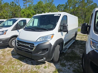 2025 Ram ProMaster 2500 Cargo Van Tradesman w/Passenger Seat Low Roof 136.0" WB - samochód z USA z aukcji Manheim, oferta Kup Teraz w AUTOMAX
