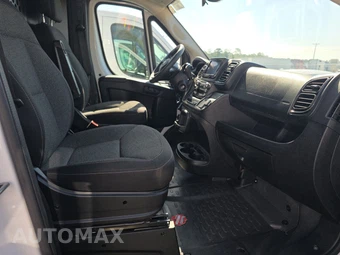 2025 Ram ProMaster 2500 Cargo Van Tradesman w/Passenger Seat Low Roof 136.0" WB - miniatura 8