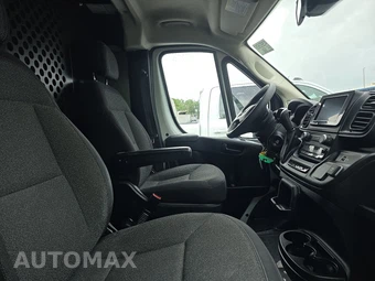 2025 Ram ProMaster 2500 Cargo Van Tradesman w/Passenger Seat Low Roof 136.0" WB - miniatura 8