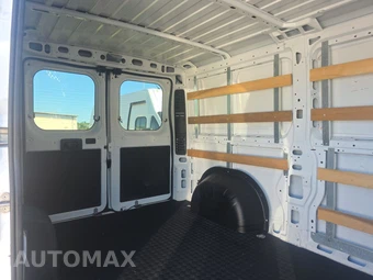 2025 Ram ProMaster 2500 Cargo Van Tradesman w/Passenger Seat Low Roof 136.0" WB - miniatura 16