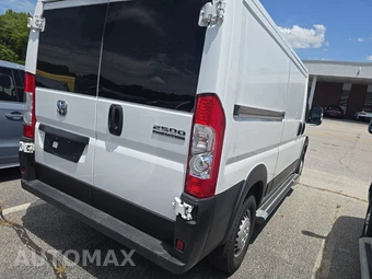 2025 Ram ProMaster 2500 Cargo Van Tradesman w/Passenger Seat Low Roof 136.0" WB - miniatura 4