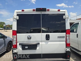 2025 Ram ProMaster 2500 Cargo Van Tradesman w/Passenger Seat Low Roof 136.0" WB - miniatura 5