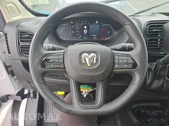 2025 Ram ProMaster 2500 Cargo Van Tradesman w/Passenger Seat Low Roof 136.0" WB - miniatura 10