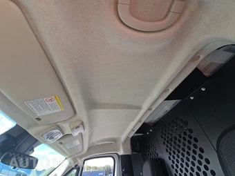 2025 Ram ProMaster 2500 Cargo Van Tradesman w/Passenger Seat Low Roof 136.0" WB - miniatura 17