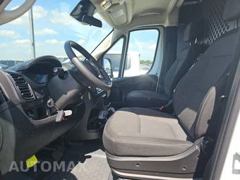 2025 Ram ProMaster 2500 Cargo Van Tradesman w/Passenger Seat Low Roof 136.0" WB - miniatura 7