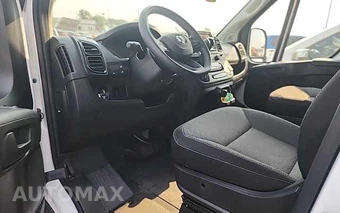 2025 Ram ProMaster 2500 Cargo Van Tradesman w/Passenger Seat Low Roof 136.0" WB - miniatura 10