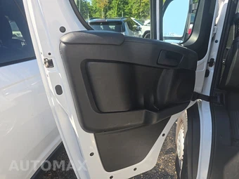 2025 Ram ProMaster 2500 Cargo Van Tradesman w/Passenger Seat Low Roof 136.0" WB - miniatura 9