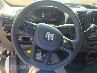 2025 Ram ProMaster 2500 Cargo Van Tradesman w/Passenger Seat Low Roof 136.0" WB - miniatura 10