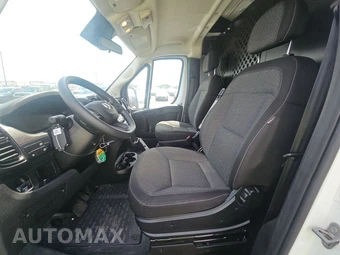 2025 Ram ProMaster 2500 Cargo Van Tradesman w/Passenger Seat Low Roof 136.0" WB - miniatura 7