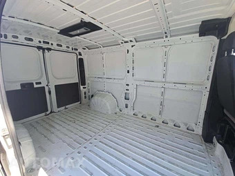 2025 Ram ProMaster 2500 Cargo Van Tradesman w/Passenger Seat Low Roof 136.0" WB - miniatura 16