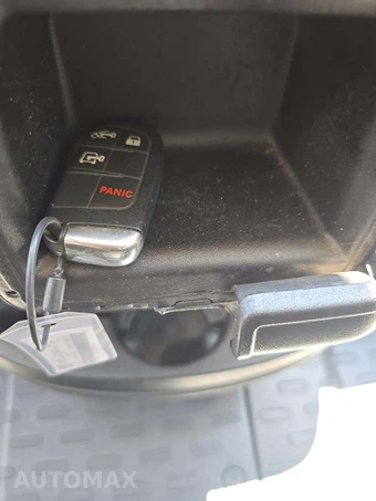 2025 Ram ProMaster 2500 Cargo Van Tradesman w/Passenger Seat Low Roof 136.0" WB - miniatura 8