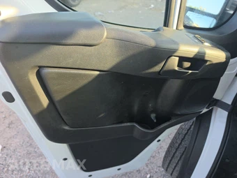 2025 Ram ProMaster 2500 Cargo Van Tradesman w/Passenger Seat Low Roof 136.0" WB - miniatura 9