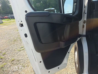 2025 Ram ProMaster 2500 Cargo Van Tradesman w/Passenger Seat Low Roof 136.0" WB - miniatura 9