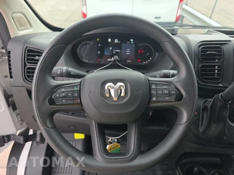 2025 Ram ProMaster 2500 Cargo Van Tradesman w/Passenger Seat Low Roof 136.0" WB - miniatura 10