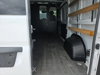 2025 Ram ProMaster 2500 Cargo Van Tradesman w/Passenger Seat Low Roof 136.0" WB - miniatura 17