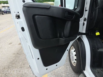 2025 Ram ProMaster 2500 Cargo Van Tradesman w/Passenger Seat Low Roof 136.0" WB - miniatura 9