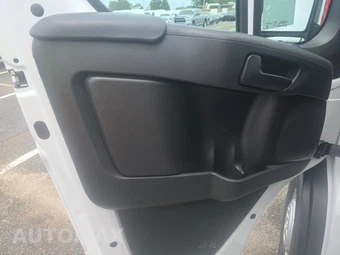 2025 Ram ProMaster 2500 Cargo Van Tradesman w/Passenger Seat Low Roof 136.0" WB - miniatura 9