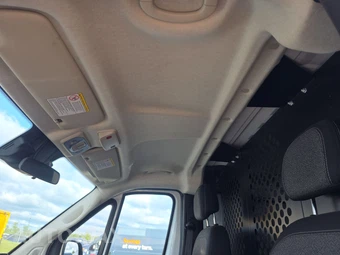 2025 Ram ProMaster 2500 Cargo Van Tradesman w/Passenger Seat Low Roof 136.0" WB - miniatura 17