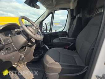 2025 Ram ProMaster 2500 Cargo Van Tradesman w/Passenger Seat Low Roof 136.0" WB - miniatura 7